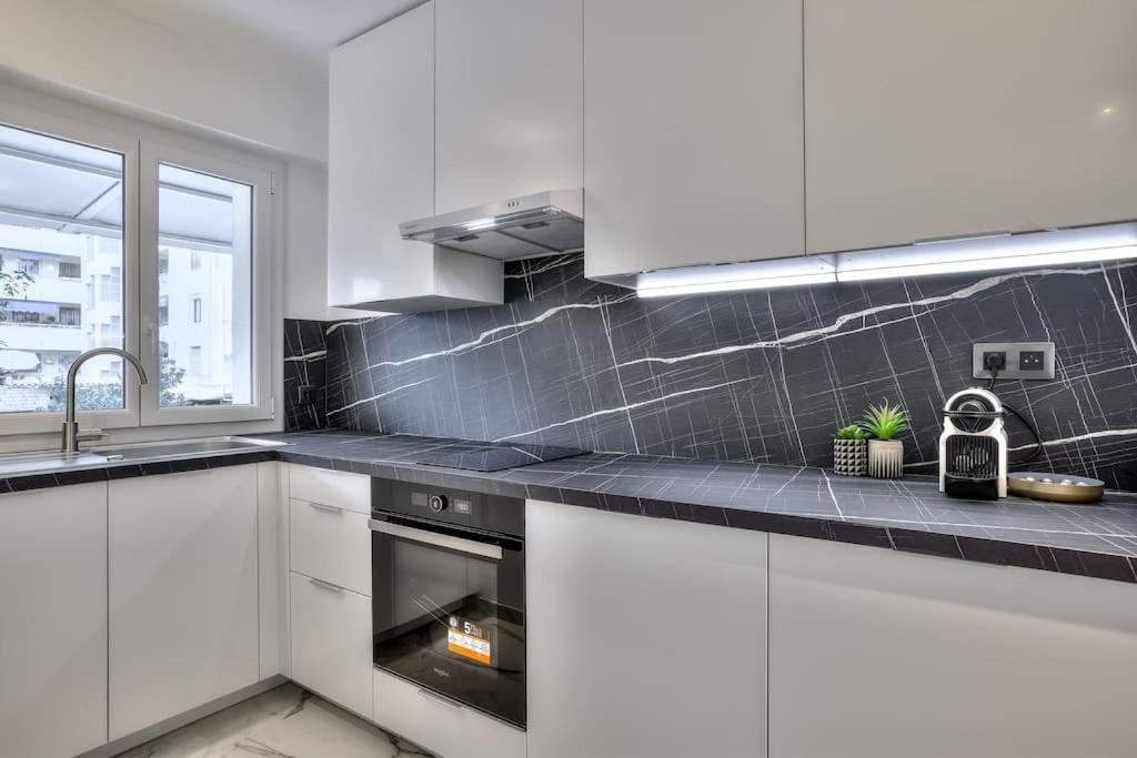 The White Cocoon In Antibes City Экстерьер фото
