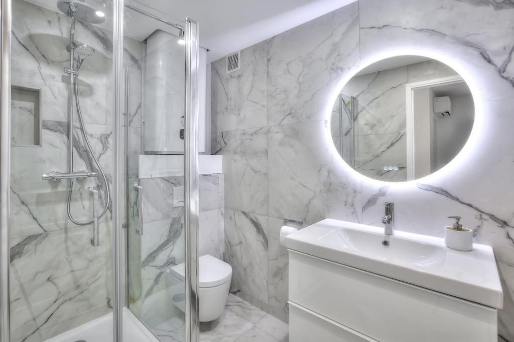 The White Cocoon In Antibes City Экстерьер фото